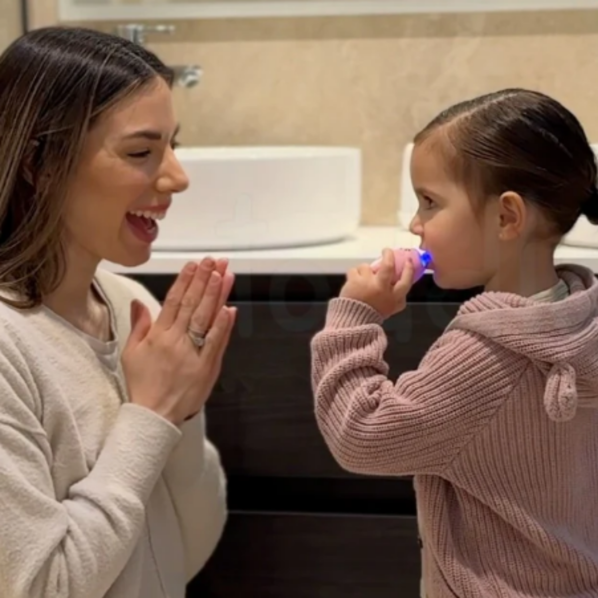 DinoSmile™ – Sonic toothbrush recommended by dentists